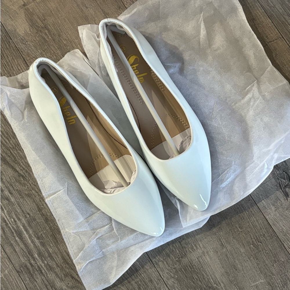 White Women's Flats